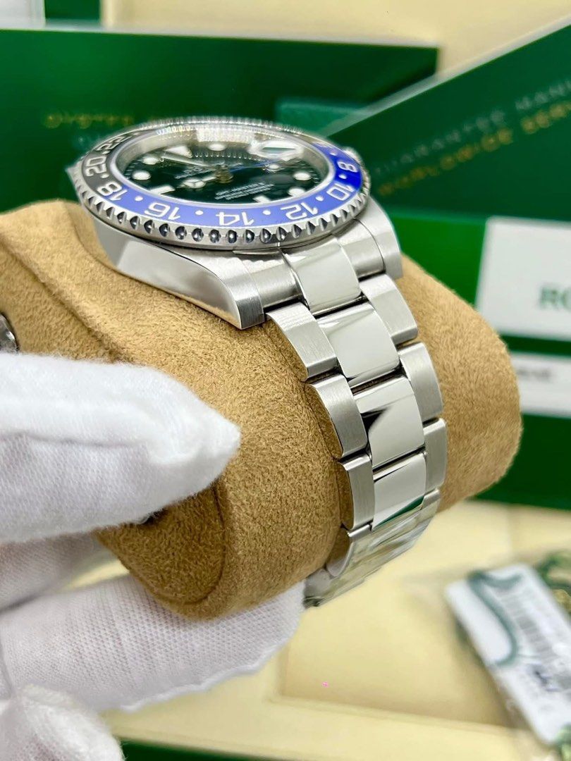 rolex GMT master II (Category: Luxury Watches) located in Cabanatuan. Submitted by albertgonzales27 (Listing ID 1353937921, Image 3). Description: GMT Master II Ceramic Batman Reference 116710BLNR 2018 year model, Local AD 40mm case size OG Bataman release 9.3/10 mint condition (Unpolished) Complete full set, triple box etc Trades accepted up or down P839k only.