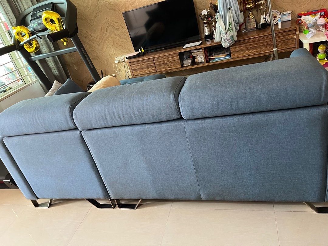 Sofas (Category: Sofas) located in Kuala Lumpur. Submitted by sclim1319 (Listing ID 1353872176, Image 3). Description: .