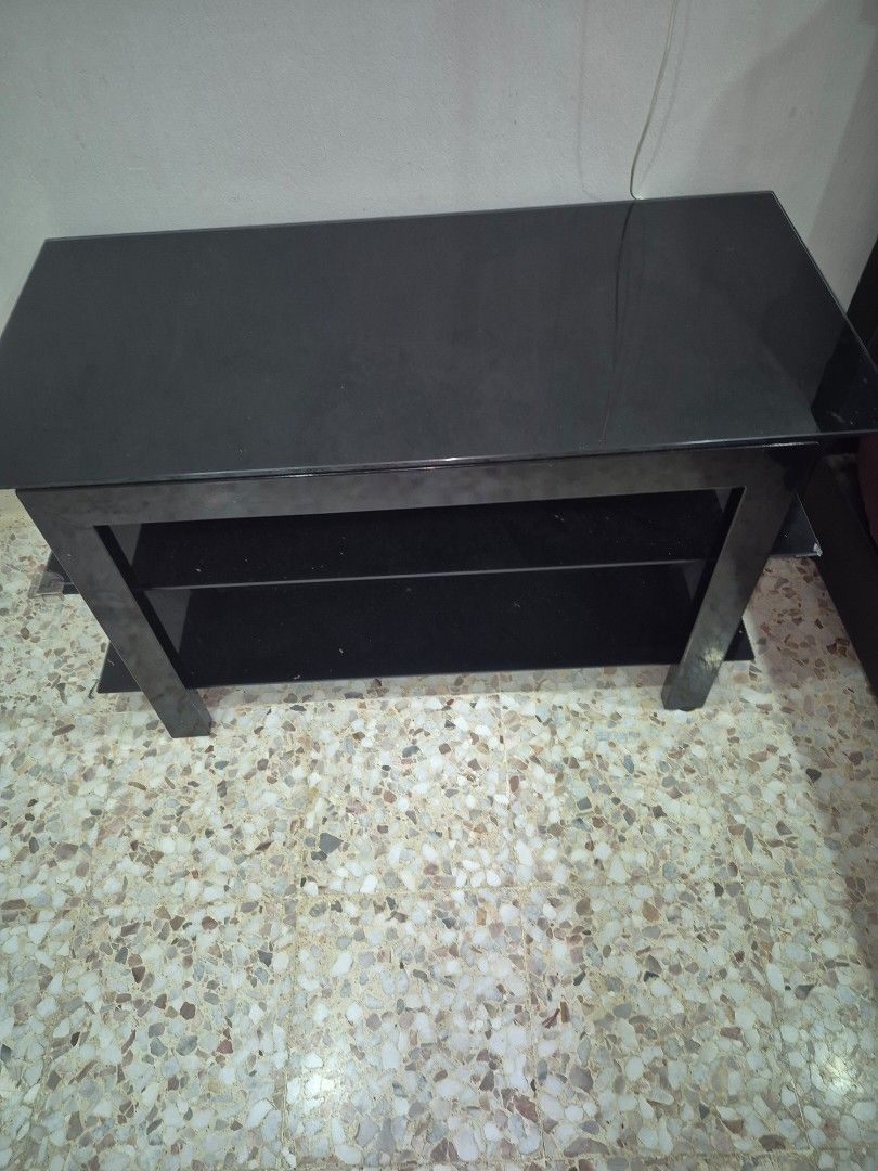 Tea table (Category: Tables & Sets) located in Singapore. Submitted by ashimathas57366 (Listing ID 1353868449, Image 2). Description: .