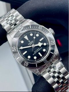 （分類：）位於 。 由 reka_watch 提交（商品編號 1353911561，圖片 1）。簡介： 。
