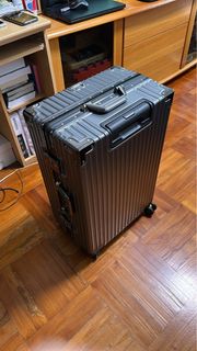 （分類：）位於 。 由 bb2818 提交（商品編號 1350781708，圖片 1）。簡介： 。