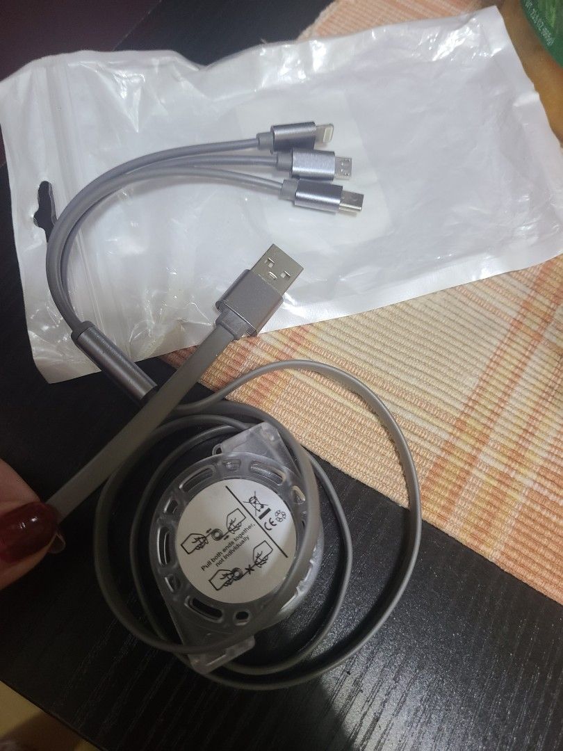 3 in 1 usb lightning type c android ios iphone wire cable charger (Category: Chargers & Cables) located in Pasig City. Submitted by js.authenticlux (Listing ID 1350797014, Image 2). Description: 3 in 1 retractable wire charger * 100 each * black and gray * call txt 09178029682.