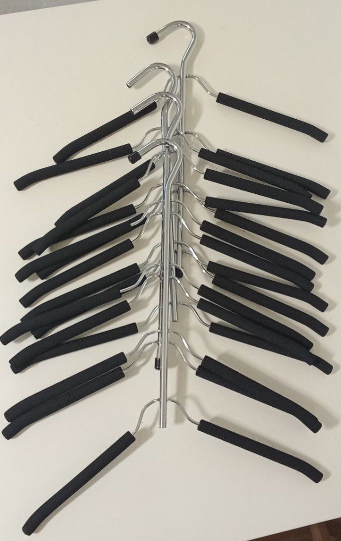 4 pcs. Space Saver Hangers ( from True Value) (Category: Hooks & Hangers) located in Las Pinas. Submitted by phluid (Listing ID 1350743860, Image 2). Description: 4 pcs. space saver hanger Good for 16pcs. blouse, sando or button up. Orignal price P700 each. Heavy duty stainless material. Missing rubber tip for 2pcs. Location: Village Square Las Piñas.