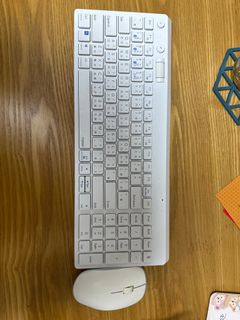 Teclado y ratón inalámbricos