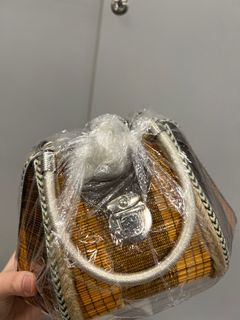（分類：）位於 。 由 missgemgem 提交（商品編號 1350755274，圖片 1）。簡介： 。