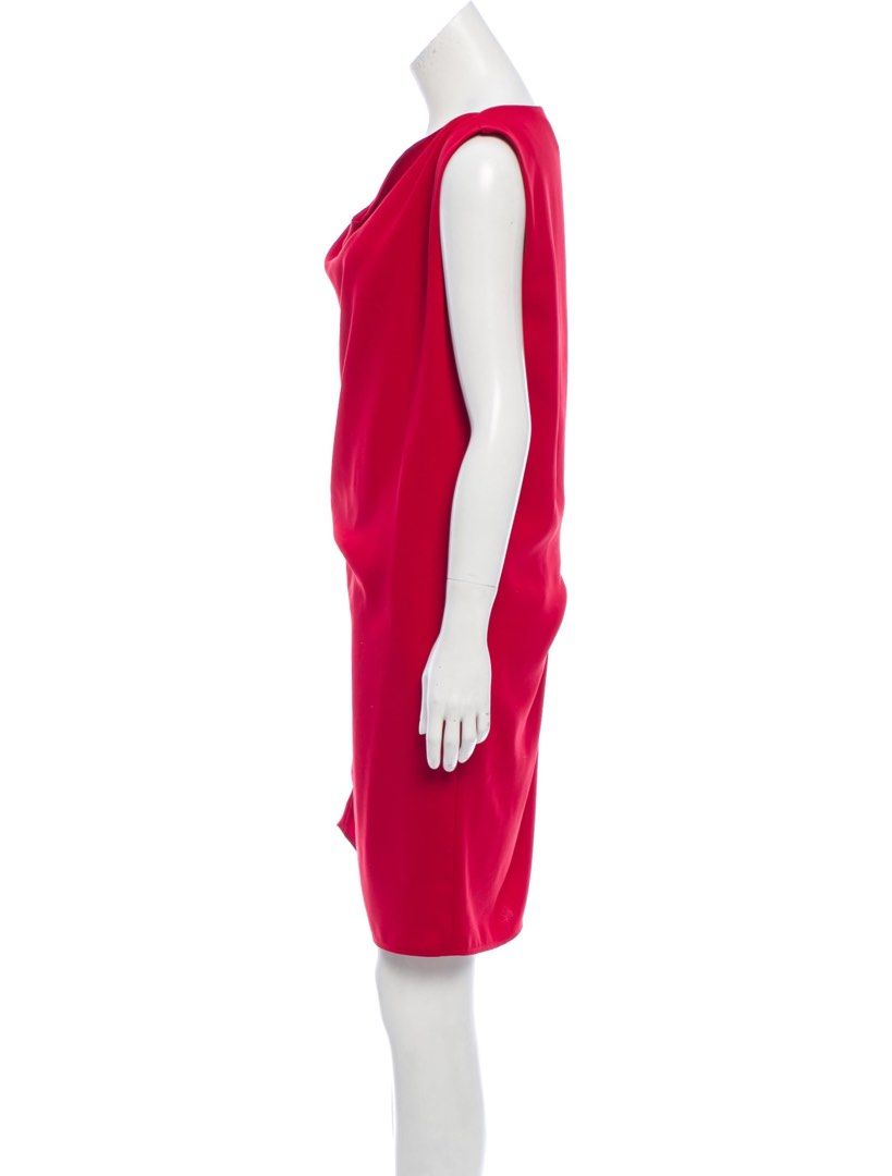 Acne Studios Rebecca Sable red dress (Category: Dresses) located in Bulacan. Submitted by minimalistmermaid (Listing ID 1350855703, Image 3). Description: From the Spring 2016 Collection. Red Acne Studios Rebecca Sable sleeveless dress with draping throughout, bateau neck and interior strap at waist. Color: Red Size: 34, fits Small-Medium .