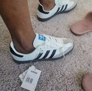(Category: ) located in . Submitted by snacsmart (Listing ID 1350828485, Image 1). Description: .
