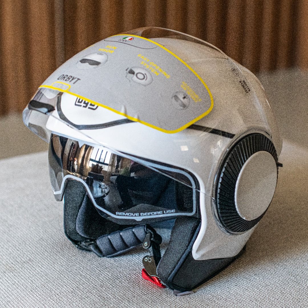 AGV Helmet XL (Category: Helmets and other Riding Gears) located in Pasig City. Submitted by seismic (Listing ID 1350717388, Image 2). Description: .