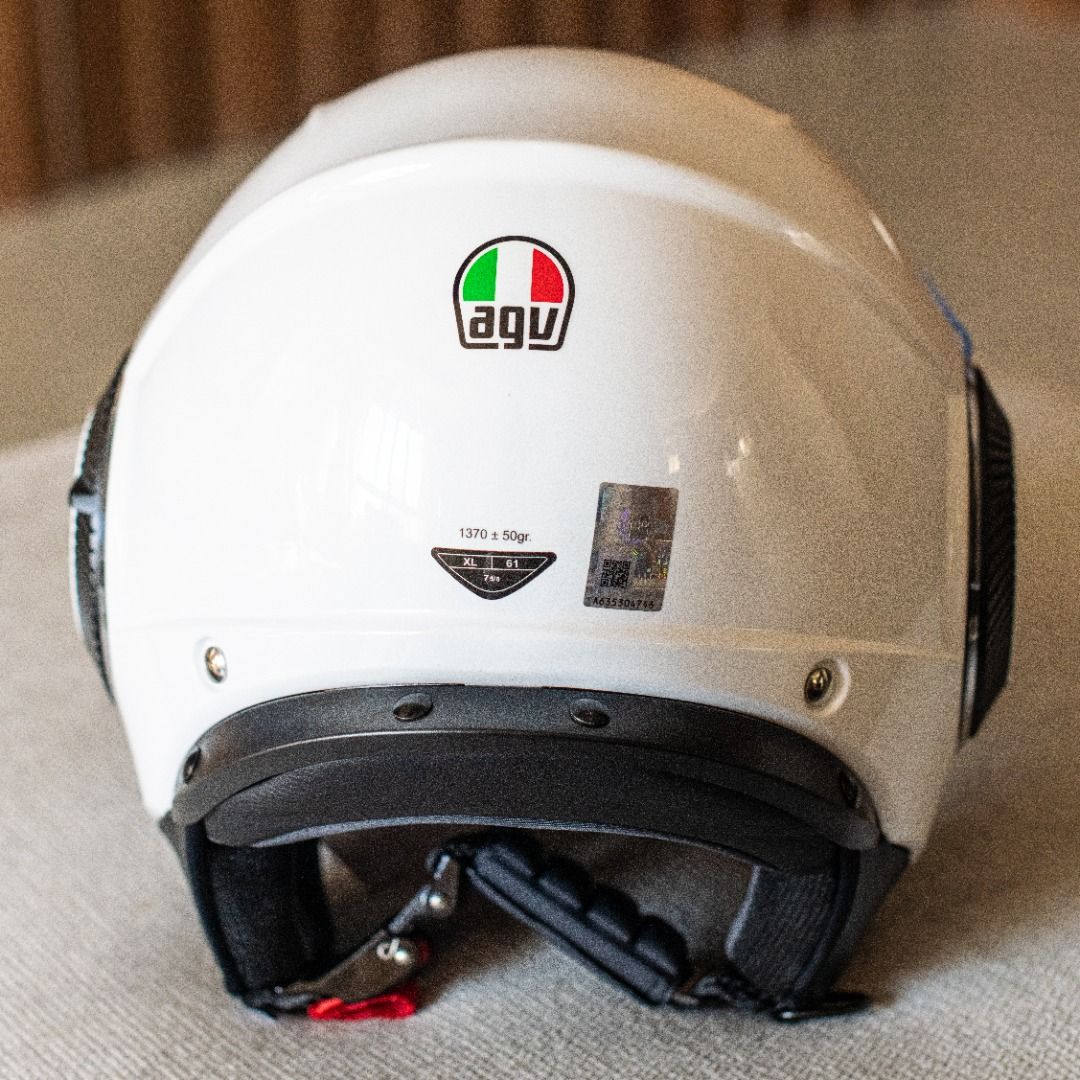AGV Helmet XL (Category: Helmets and other Riding Gears) located in Pasig City. Submitted by seismic (Listing ID 1350717388, Image 3). Description: .