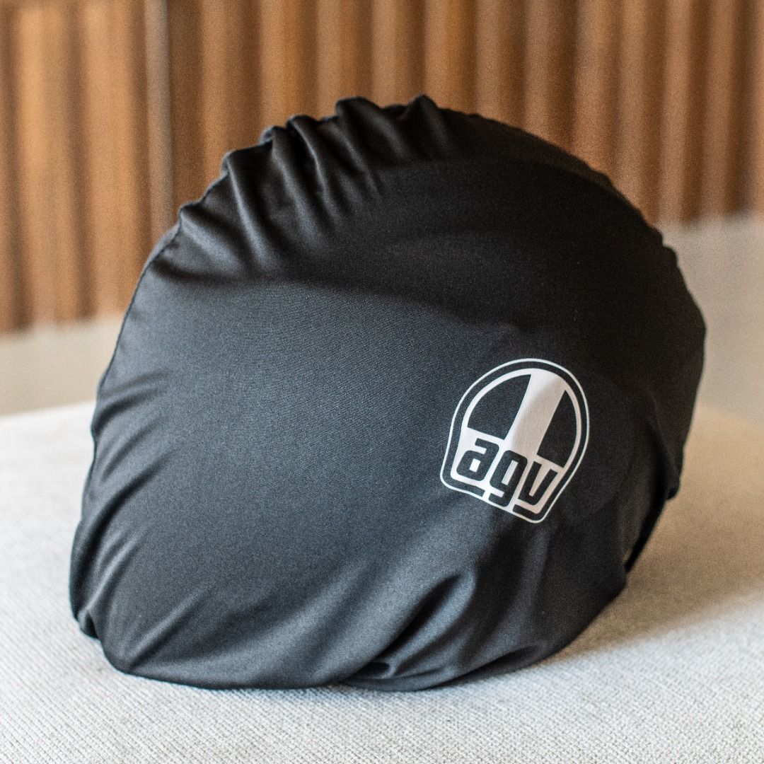 AGV Helmet XL (Category: Helmets and other Riding Gears) located in Pasig City. Submitted by seismic (Listing ID 1350717388, Image 1). Description: .