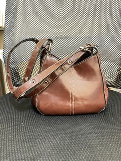 (Kategori: ) berada di . Dikirim oleh eadiani (ID iklan 1350792332, Gambar 1). Deskripsi: .