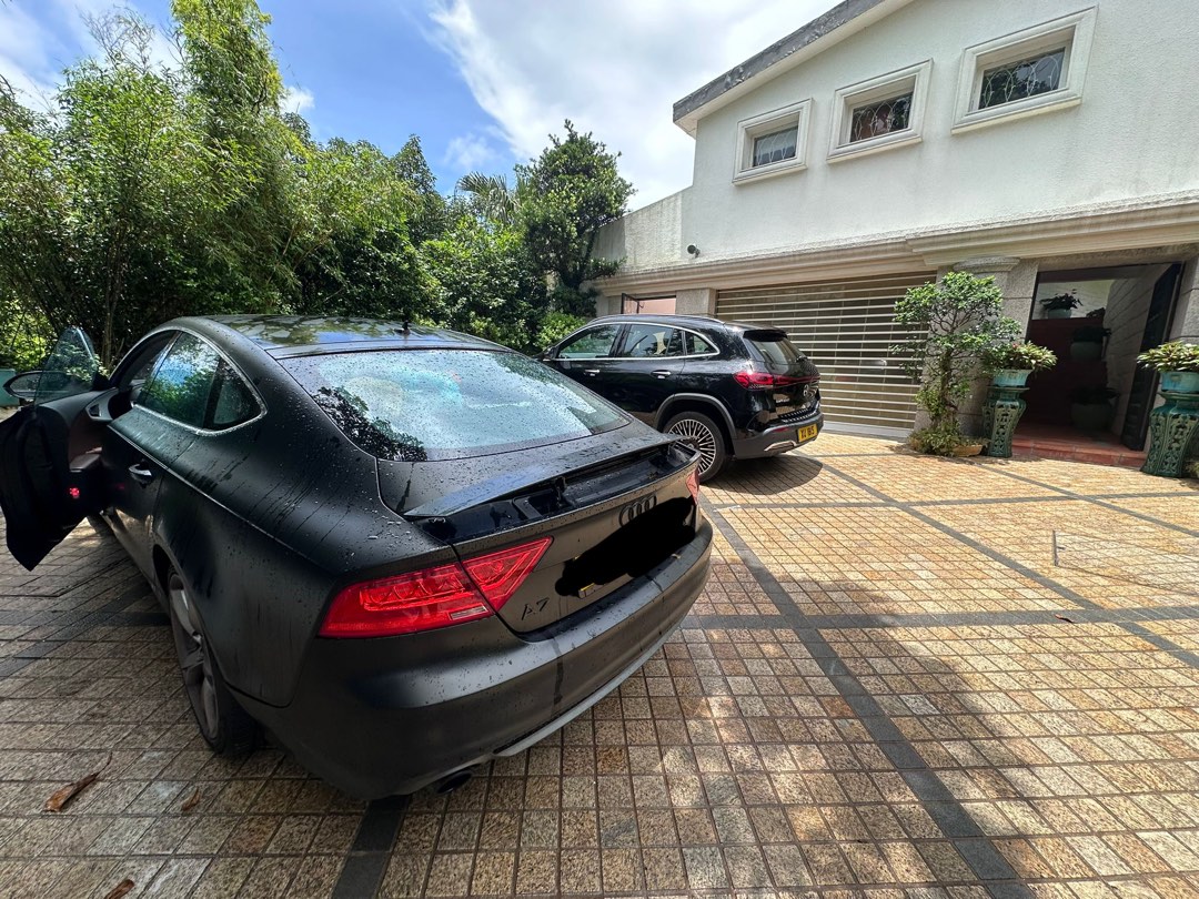 Audi A7 Sedan 2.8 FSI quattro (A)62863174921857112