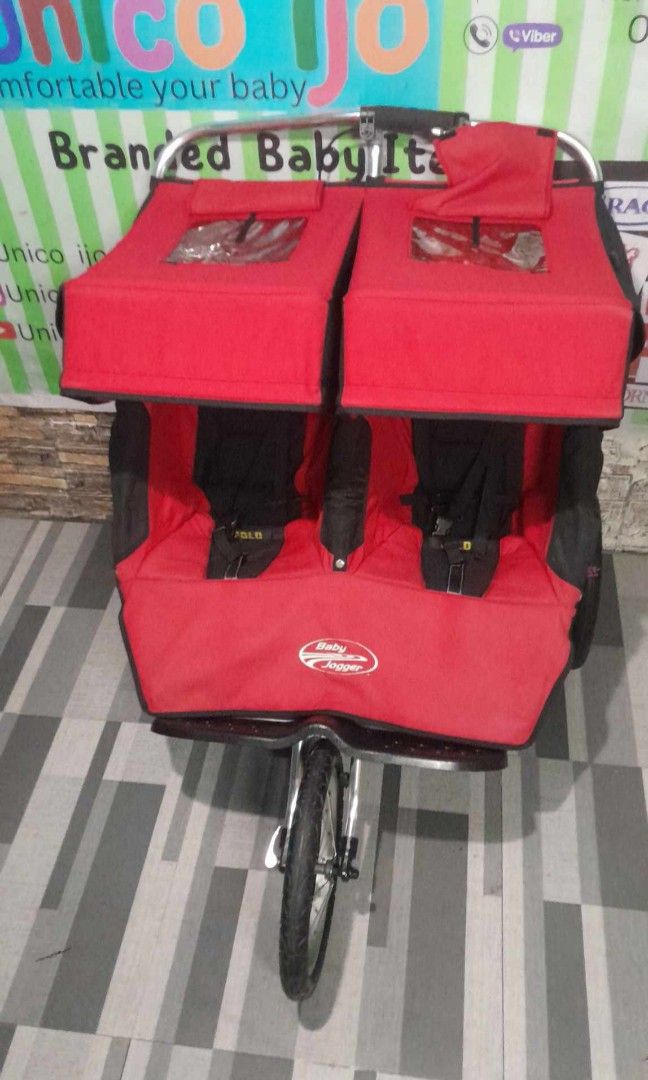 Baby jogger (Category: Strollers) located in Caloocan City. Submitted by Unicoijo02 (Listing ID 1350716998, Image 3). Description: naghahanap kna nang jogger stroller. baka eto hanap nyo po. open for pick up or shipping. location north Caloocan.