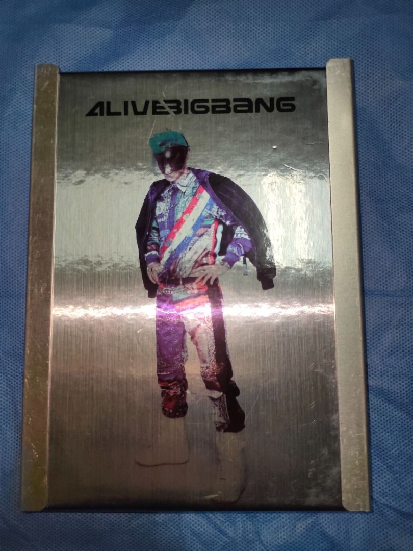 BIGBANG - ALIVE 台灣獨佔豪華限定盤五人合體版, 書籍、休閒與