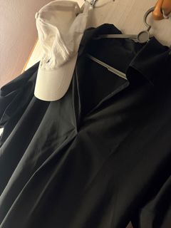 (Category: ) located in . Submitted by closetbyali (Listing ID 1350806380, Image 1). Description: .