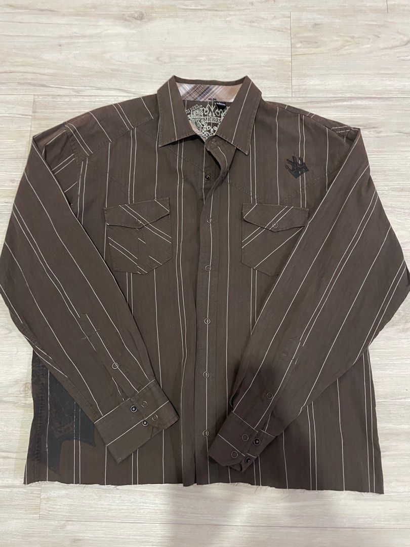 button up (Category: Coats, Jackets and Outerwear) located in Ipoh. Submitted by sayedahhmd (Listing ID 1350884777, Image 1). Description: boleh offer kalau fast payment!!.