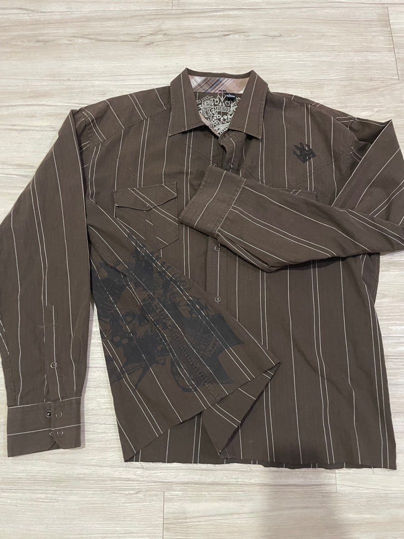 button up (Category: Coats, Jackets and Outerwear) located in Ipoh. Submitted by sayedahhmd (Listing ID 1350884777, Image 2). Description: boleh offer kalau fast payment!!.