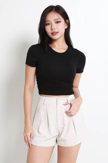 (Category: ) located in . Submitted by shopwithferliciousss (Listing ID 1350851068, Image 1). Description: .