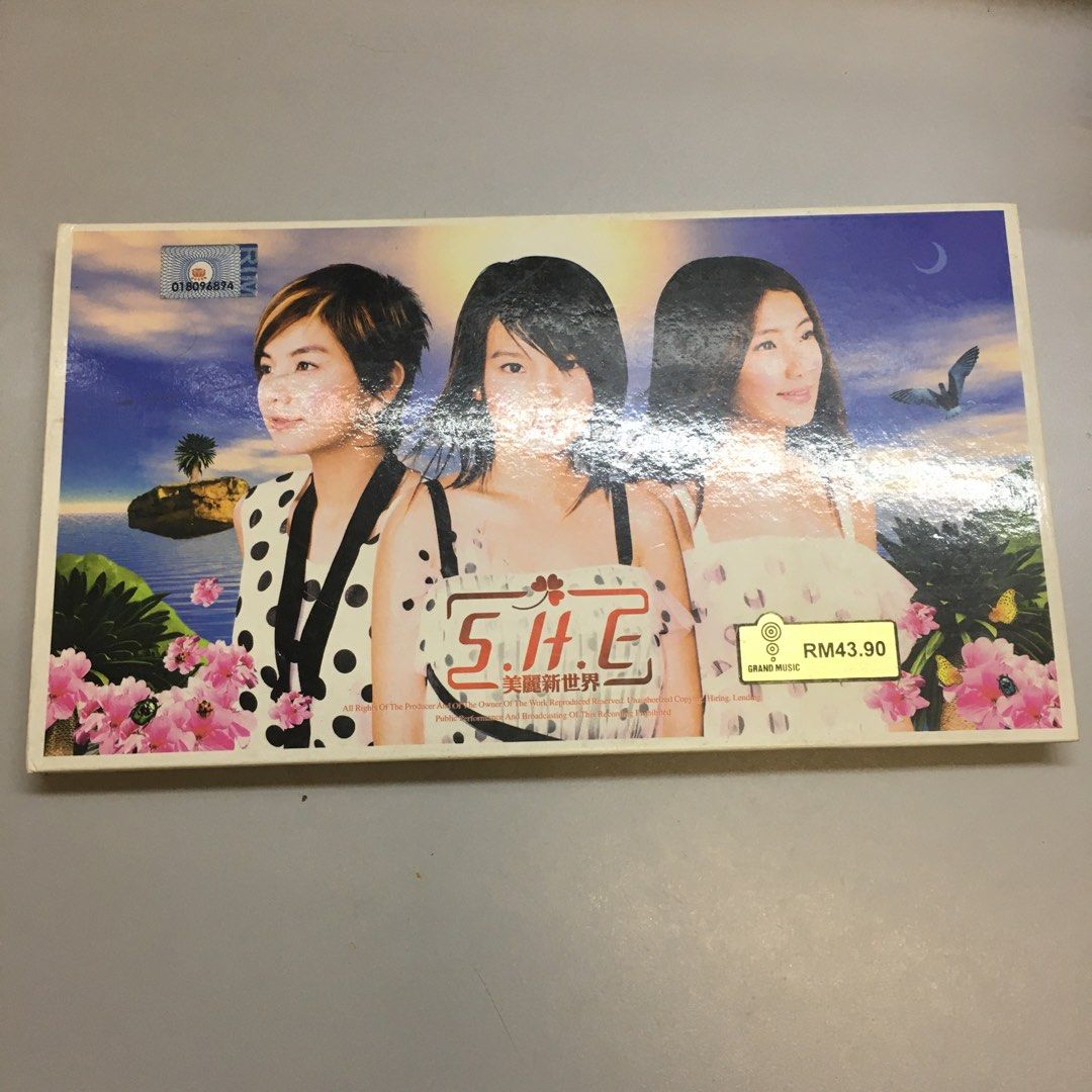 Chi CD) S.H.E. 美丽新世界CD+ VCD, Hobbies & Toys, Music