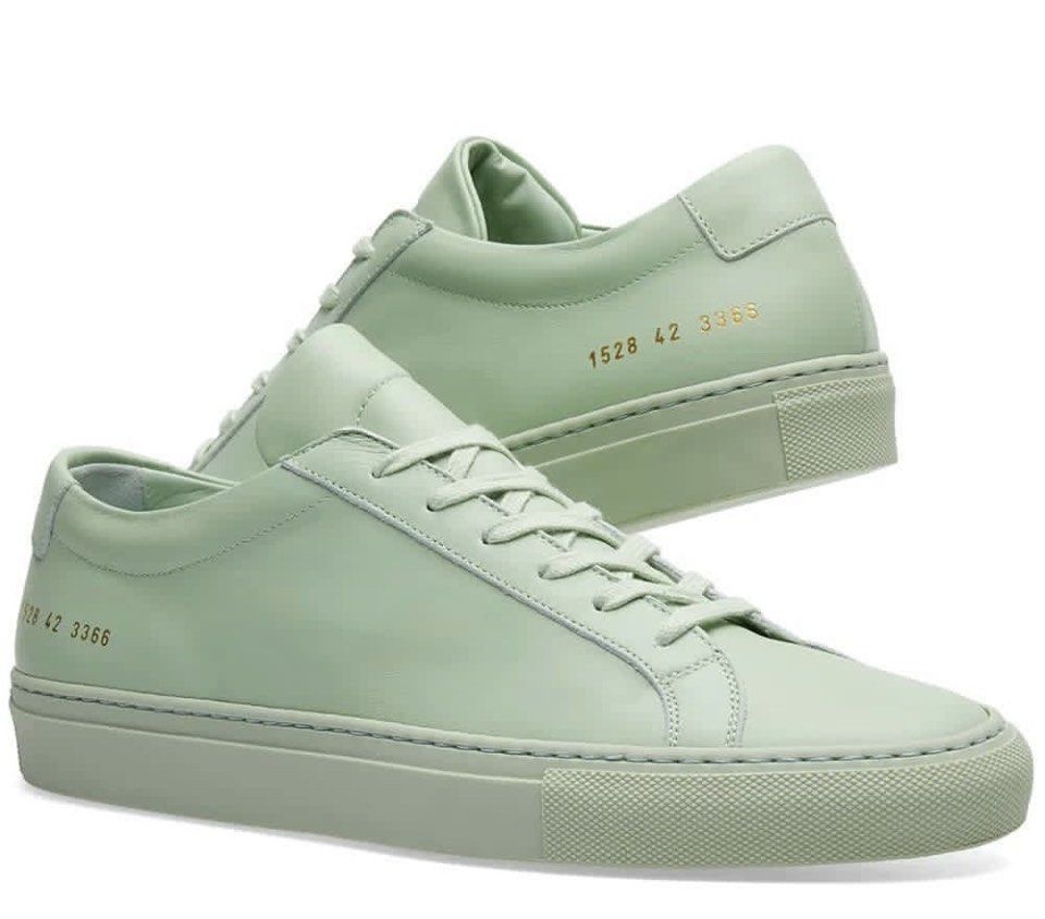 Common Projects (Category: Sneakers) located in Singapore. Submitted by gkluxstyle (Listing ID 1350827849, Image 1). Description: Rarely used. Comes with box..
