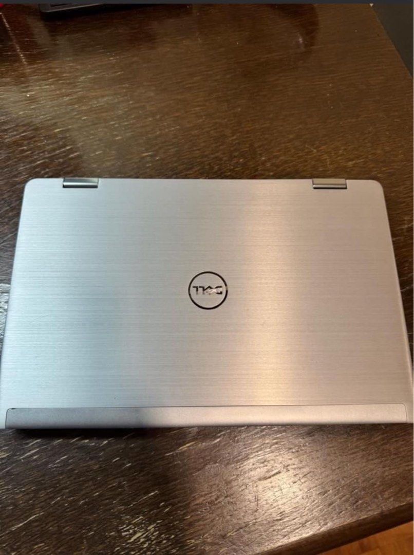 Dell Laptop - Latitude 7330 (Category: Laptops & Notebooks) located in Singapore. Submitted by singh.nashvinder-00904 (Listing ID 1350776690, Image 2). Description: Used for <3 months barely any scratches Almost like new! - 16GB RAM, 12th Gen Intel(R) Core(TM) i5-1245U, 1600 Mhz, 10 Core(s), 12 Logical Processor(S) - 13.3” - U.P. $2700 Can meetup at Serangoon MRT.