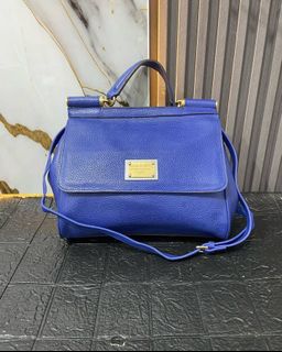 (Kategori: ) berada di . Dikirim oleh carolina31 (ID iklan 1350822666, Gambar 1). Deskripsi: .