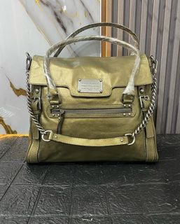(Kategori: ) berada di . Dikirim oleh carolina31 (ID iklan 1350823246, Gambar 1). Deskripsi: .