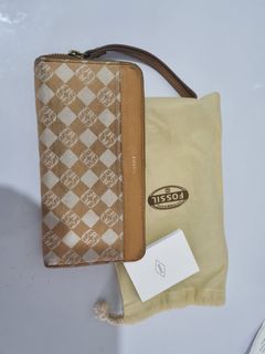(Kategori: ) berada di . Dikirim oleh decyndra (ID iklan 1350800041, Gambar 1). Deskripsi: .