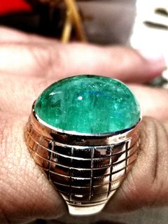 (Category: ) located in . Submitted by verovino1103590 (Listing ID 1350779595, Image 1). Description: .