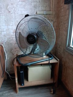 (Category: ) located in . Submitted by boneym1998 (Listing ID 1350804517, Image 1). Description: .