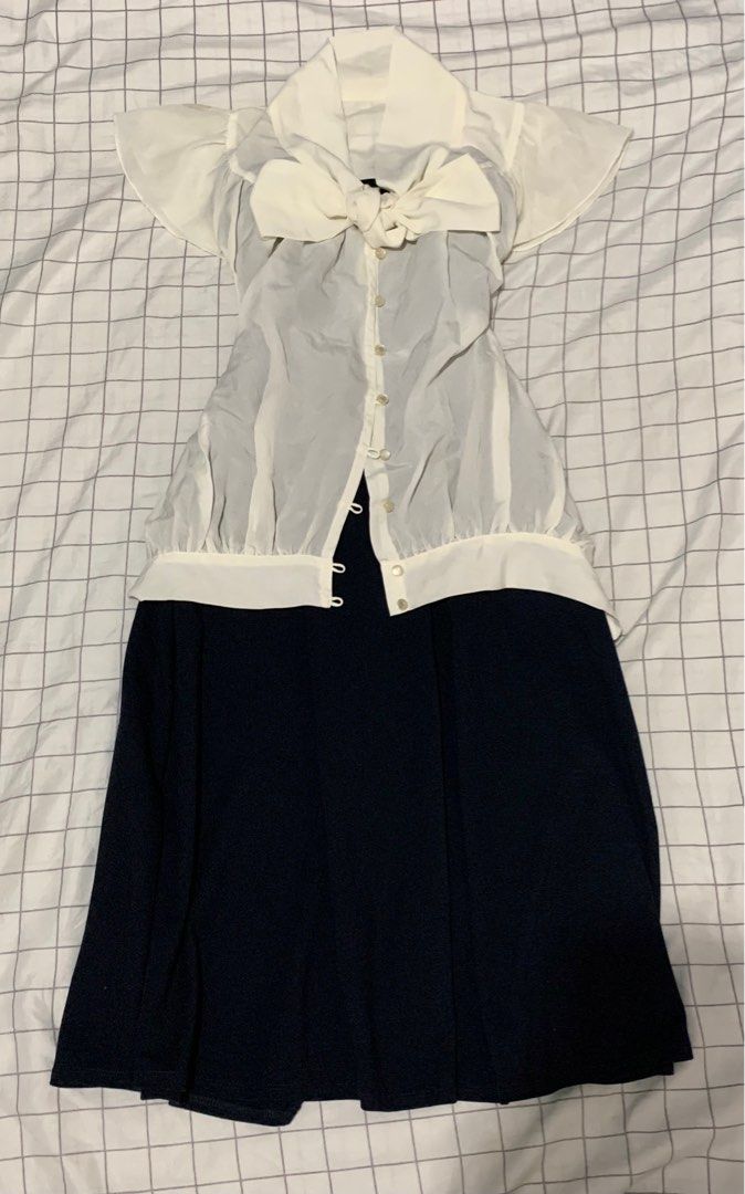 FATAL FRAME SET (Category: Sets or Coordinates) located in Quezon City. Submitted by fionalesca (Listing ID 1350768985, Image 2). Description: 𖹭 No actual WW. 𖹭 Skirt Details: Length: 25 inch Waist: 23 - 28 Inch COMMENT: Very Flowy and has pockets !! ISSUE: No Issue !! 𖹭 Top Details: Length: 12 inch Waist: 30 Inch COMMENT: See-through, inner is needed. Versatile for other outfits !! ISSUE: Has stain on sleeves but can be washed !!.