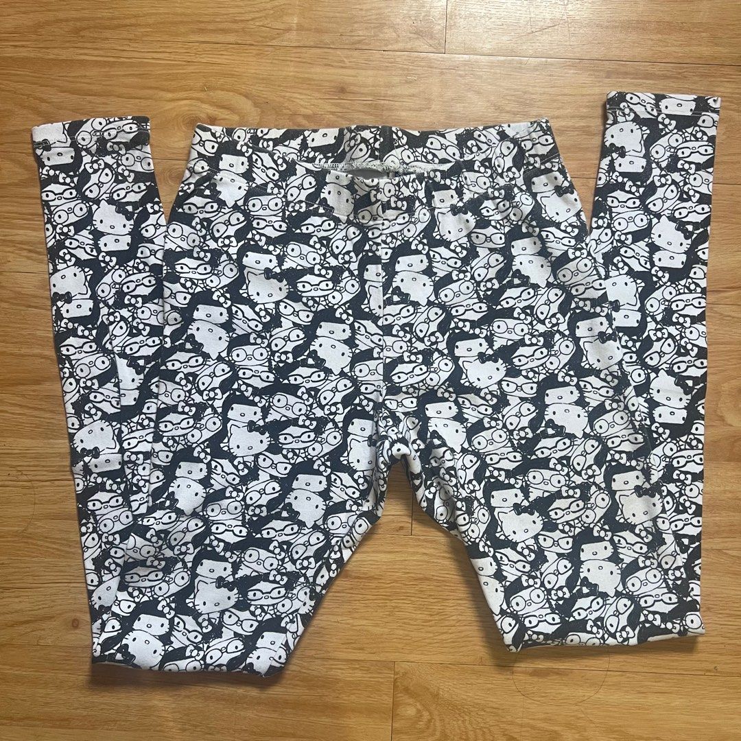 forever 21 hello kitty leggings (Category: Other Bottoms) located in Malabon City. Submitted by minidressmonster (Listing ID 1350752236, Image 3). Description: f21 hello kitty leggings xs-s no major flaws but preloved so please manage your expectations waist 25-26 inches length 34 inches.
