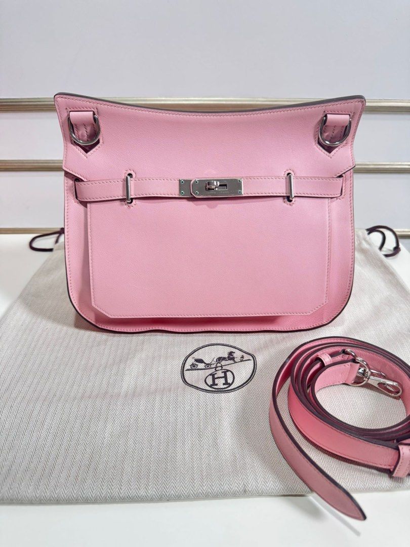 Hermes Jypsiere 28 (Category: Luxury Bags & Wallets) located in Quezon City. Submitted by luxurybrokerph (Listing ID 1350720480, Image 1). Description: Hermes JYPSIERE 28 Like new all seals intact Very rare Rose Sakura open for layaway.