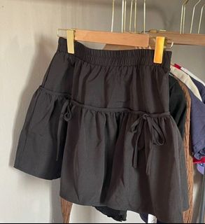 (Category: ) located in . Submitted by daisyberriesx (Listing ID 1350777867, Image 1). Description: .