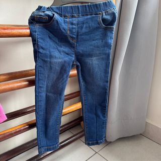 (Category: ) located in . Submitted by wardrobe_cleaner (Listing ID 1350819340, Image 1). Description: .