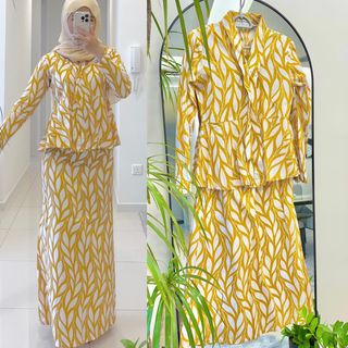(Category: ) located in . Submitted by amani_wardrobe (Listing ID 1350841056, Image 1). Description: .