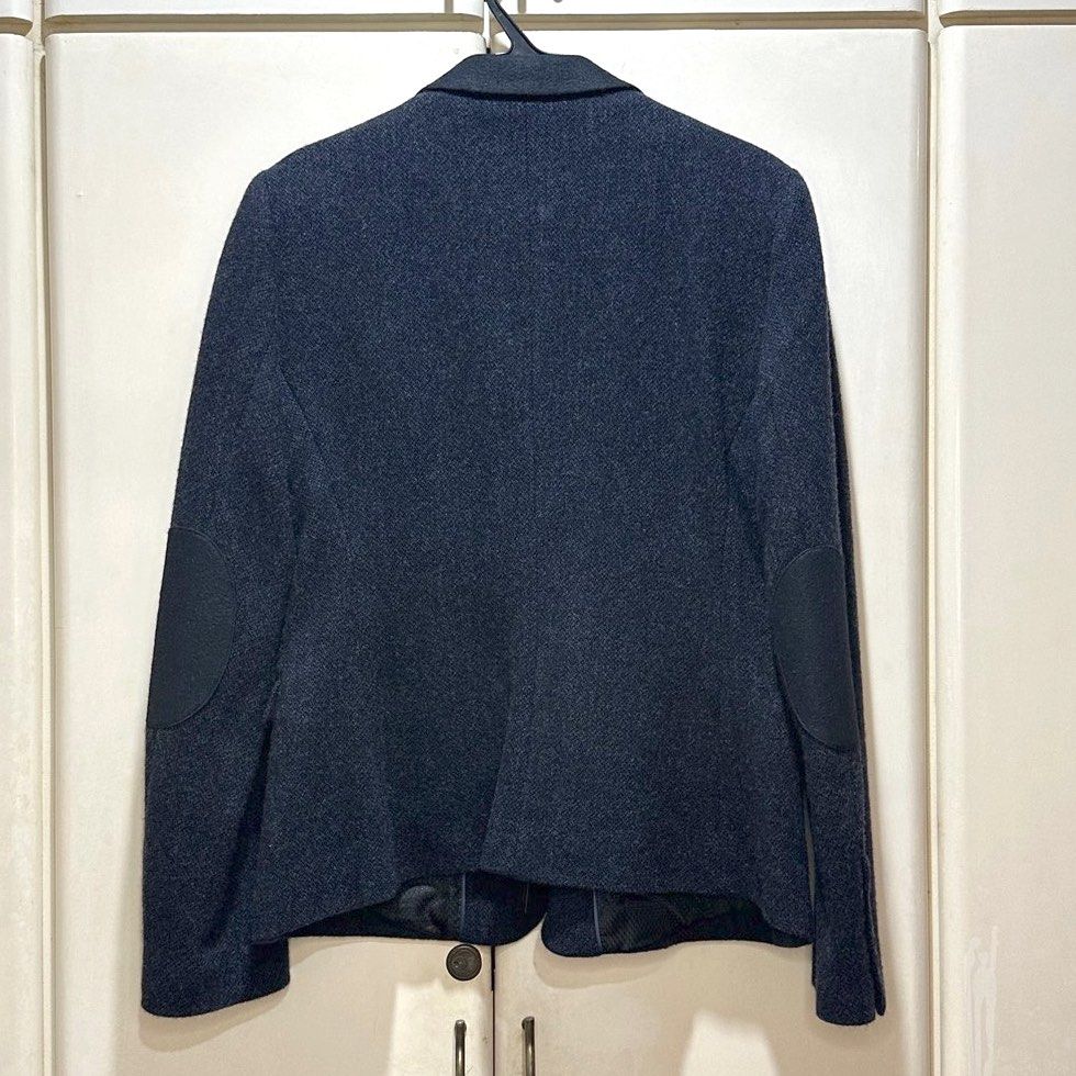 Massimo Dutti - Navy Blue Wool Blazer Jacket - Rush Sale (Category: Coats, Jackets and Outerwear) located in Muntinlupa City. Submitted by pickjes (Listing ID 1350810326, Image 2). Description: Brand: Massimo Dutti Size: Extra large on tag. Runs small, can fit large Color: Navy, dark blue Dimensions: • Shoulder - 16” • Sleeve - 25” • Chest - 18” • Length - 24” Great quality and really nice in person. Condition: Brand new with tags. Stored well. R