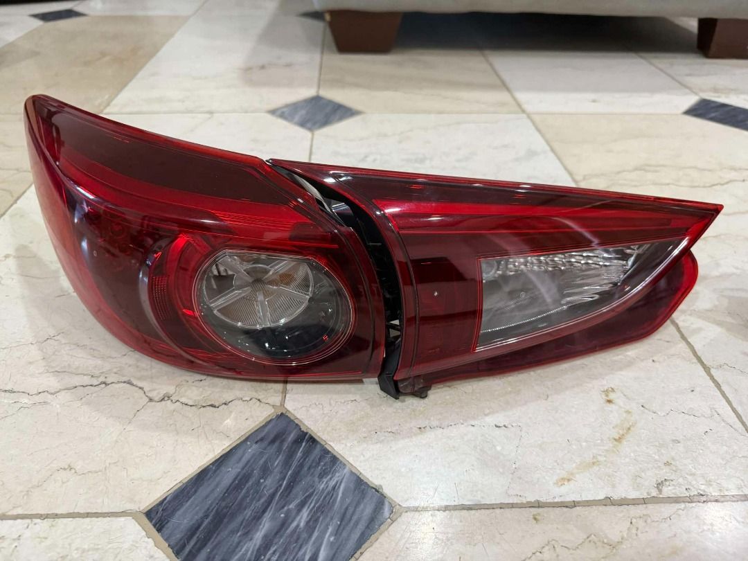 Mazda 3 2016 - Inner and Outer Tail Light (Category: Body Parts and Accessories) located in Manila. Submitted by q_jay (Listing ID 1350864531, Image 2). Description: Mazda 3 2016 - Inner and Outer Tail Light Used P 8,000.00 Issue: May maliit na pingas/chip sa left outer tail light. Di naman masyado pansin pero makikita niyo naman sa pics RFS: Upgrade.