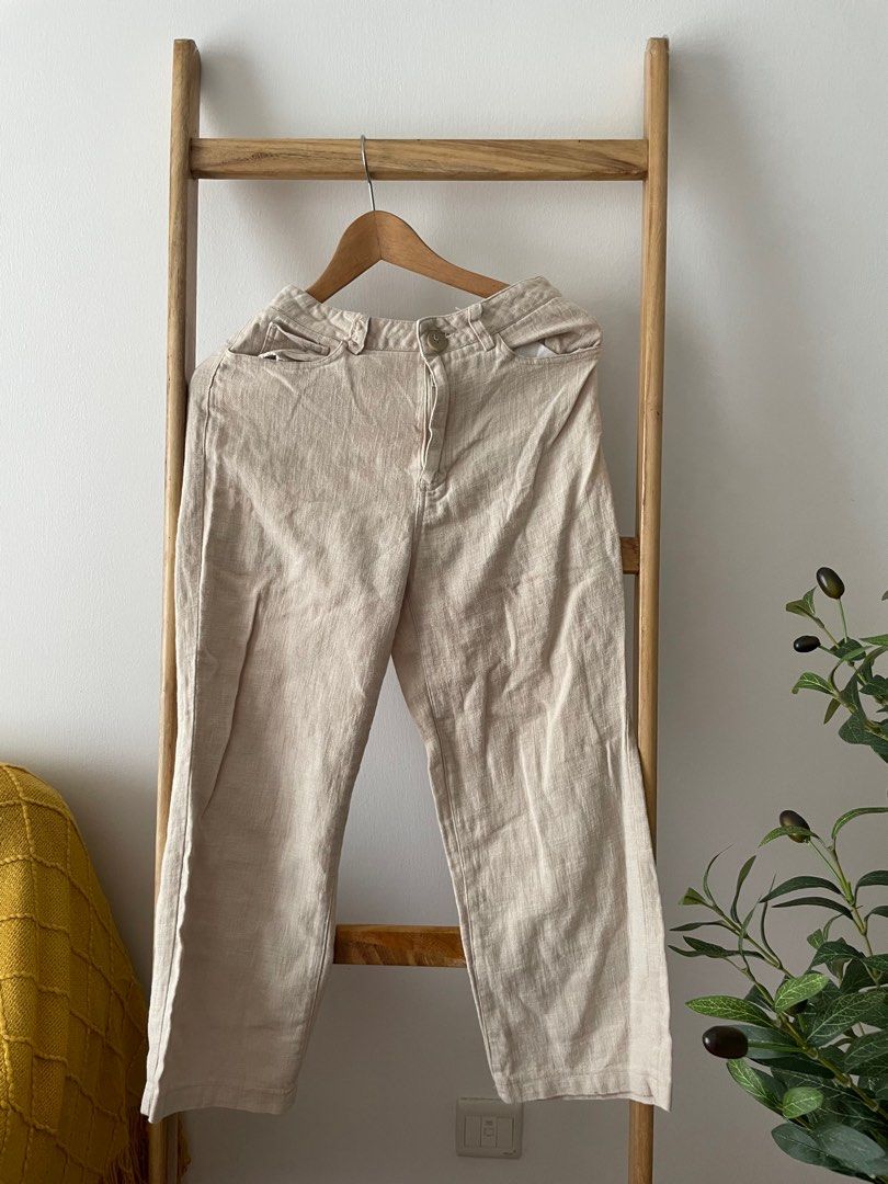 Pallazo (Category: Other Bottoms) located in Kuala Lumpur. Submitted by sofienyla (Listing ID 1350802360, Image 1). Description: Nak letgo murah je Kain linen tak jarang.