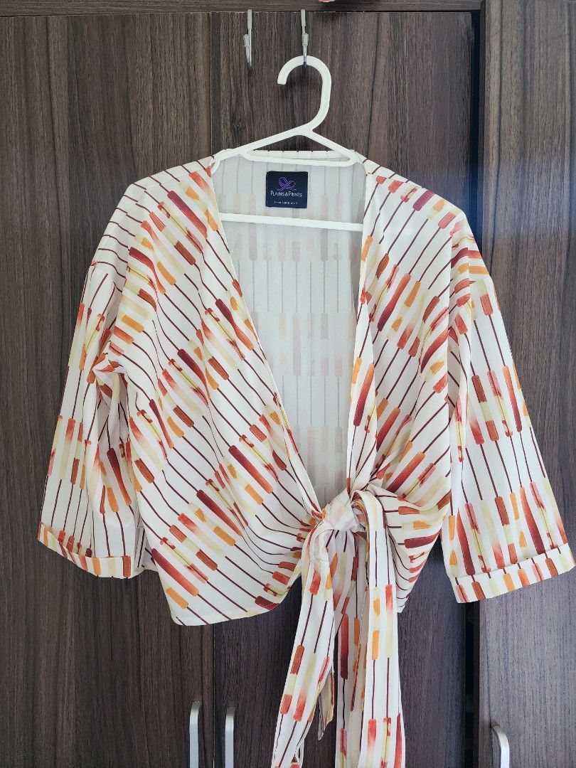 Plains and prints (Category: Blouses) located in Quezon City. Submitted by declutterbcozynot (Listing ID 1350780563, Image 1). Description: no when worn pics last price posted low ballers will be blocked delivery to be shouldered by buyer.