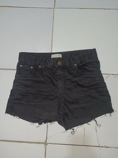 (Kategori: ) berada di . Dikirim oleh allispreloveddd (ID iklan 1350726427, Gambar 1). Deskripsi: .