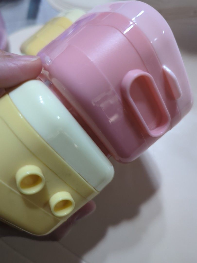CLEARANCE SALE Stackable snacks container 4pcs (Category: Weaning & Toddler Feeding) located in Manila. Submitted by declutter_777 (Listing ID 1350754229, Image 3). Description: sold as set 4pcs.