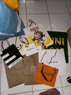 (Kategori: ) berada di . Dikirim oleh chosenbydodo (ID iklan 1350868711, Gambar 1). Deskripsi: .