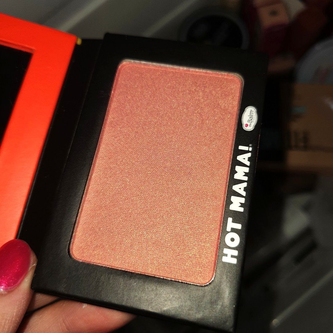 The Balm Hot Mama Blush (full size) (Category: Makeup) located in Bacoor. Submitted by Gamitnianne (Listing ID 1348529141, Image 3). Description: Brand New The Balm Hot Mama Blush. I love this blush so much I bought back ups for my backups cause it's almost always out of stock in BeautyBar😂💖 See swatches. It's my Fave peachy pink demure glow blush. It's giving bride..