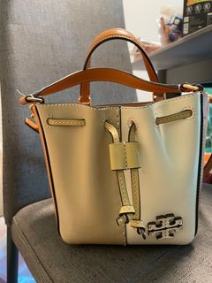 （分類：）位於 。 由 t.sonia 提交（商品編號 1350835761，圖片 1）。簡介： 。