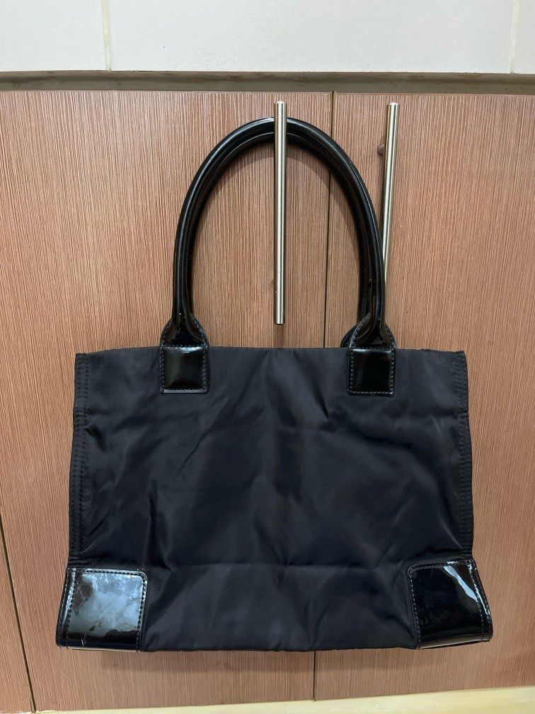 Tory Burch mini Ella Tote bag (Category: Luxury Bags & Wallets) located in Santa Maria. Submitted by professionalwoman (Listing ID 1350798686, Image 2). Description: Original Tory Burch Nylon and patent leather Canvass inside needs cleaning.