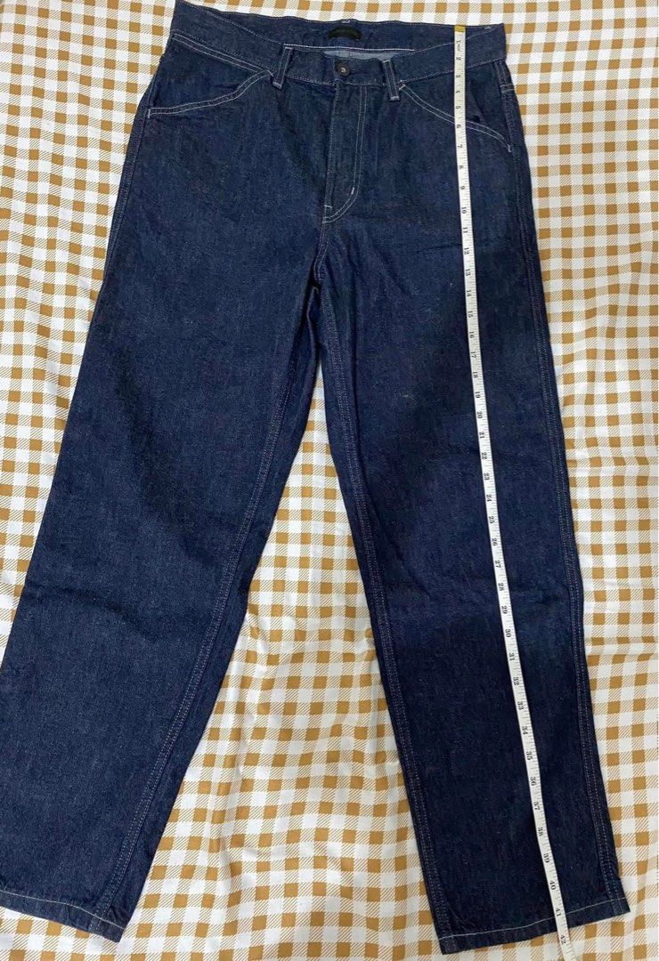 Uniqlo Mens Jeans (Category: Jeans) located in Pasig City. Submitted by crlne (Listing ID 1350806581, Image 2). Description: .