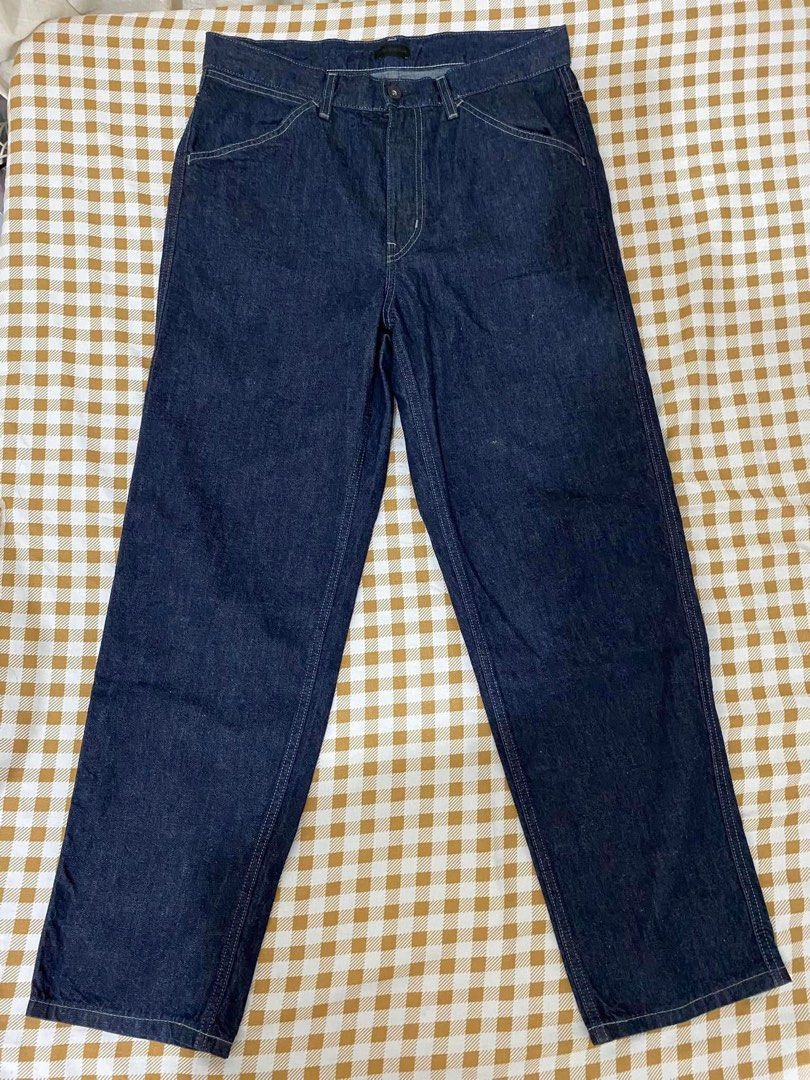 Uniqlo Mens Jeans (Category: Jeans) located in Pasig City. Submitted by crlne (Listing ID 1350806581, Image 1). Description: .