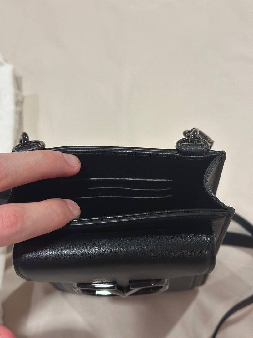 Valentino V-Logo Crossbody (Category: Luxury Bags & Wallets) located in Taguig. Submitted by ericalopez (Listing ID 1350821031, Image 3). Description: Valentino V-Logo Crossbody Price: 29,000 Brand new, with dust bag and care card 100% Authentic Location: Pick up Or Delivery via lalamove or lbc.