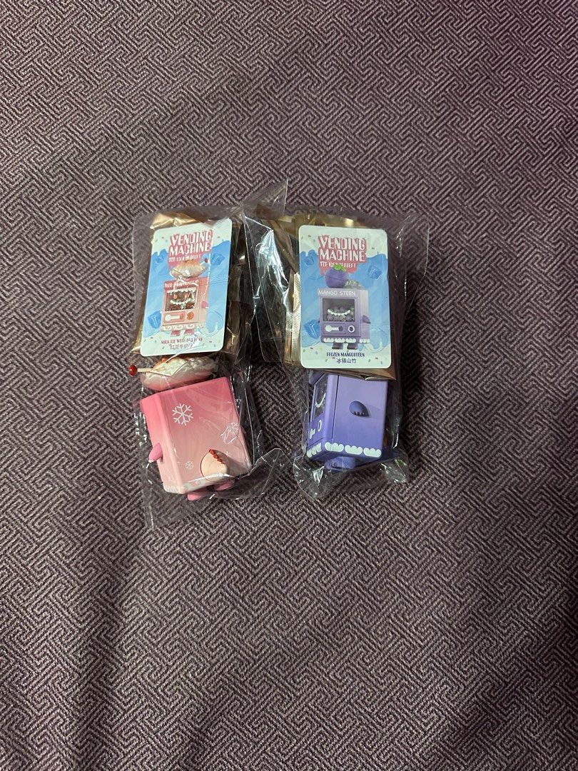 VENDING MACHINE FIGURE OFFICIAL (Category: Designer & Blind Box Toys) located in Paranaque City. Submitted by joyosorio_t10 (Listing ID 1350854361, Image 2). Description: 100% OFFICIAL - 550 pesos each - with bnf - x sensitive buyer - buy 3 or more will get a random free blind box - MOP: gcash, bank transfer - MOD: j&t, sdd (grab/lalamove).